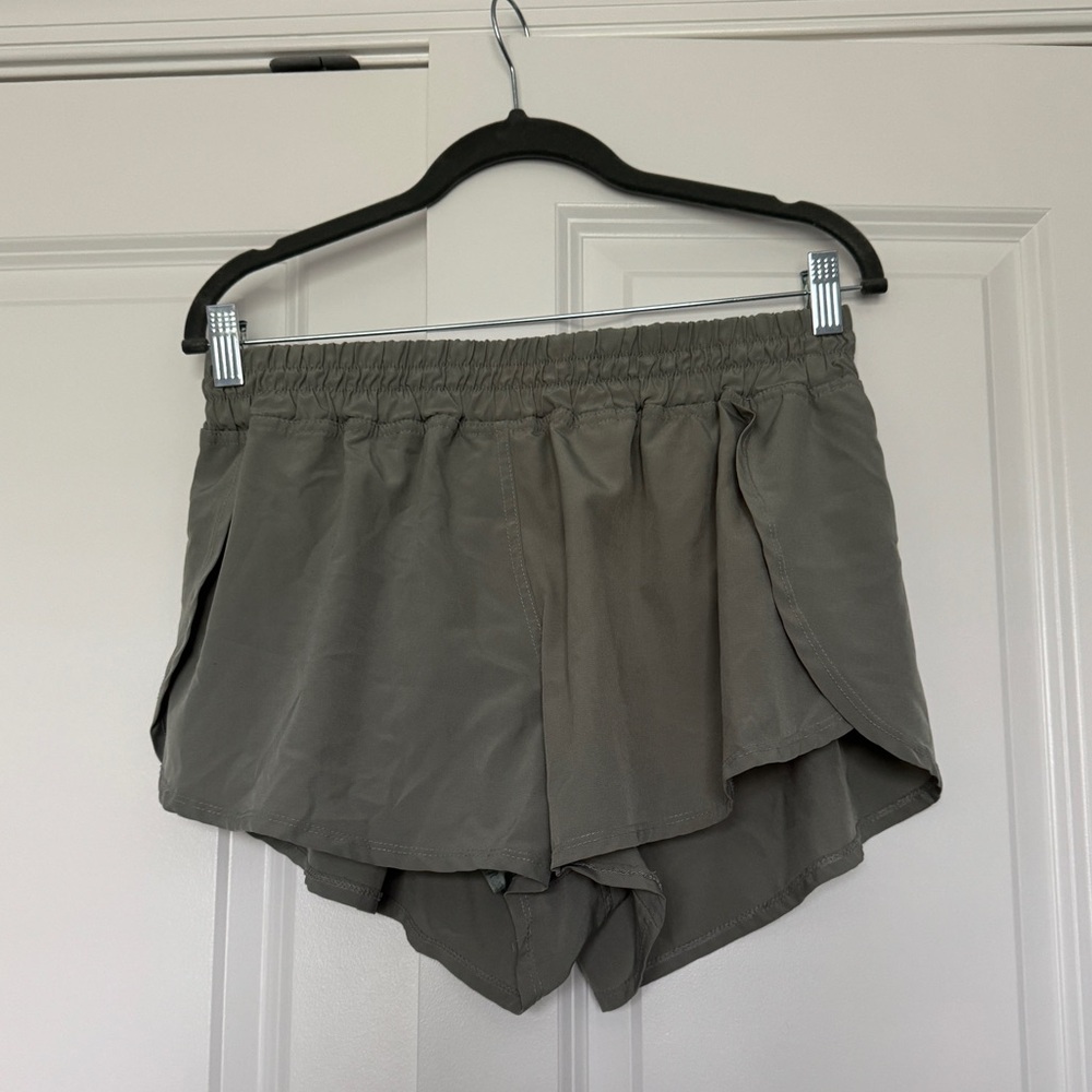 Altar’d State AS Revival Women’s Athletic Olive Green Shorts Size Large